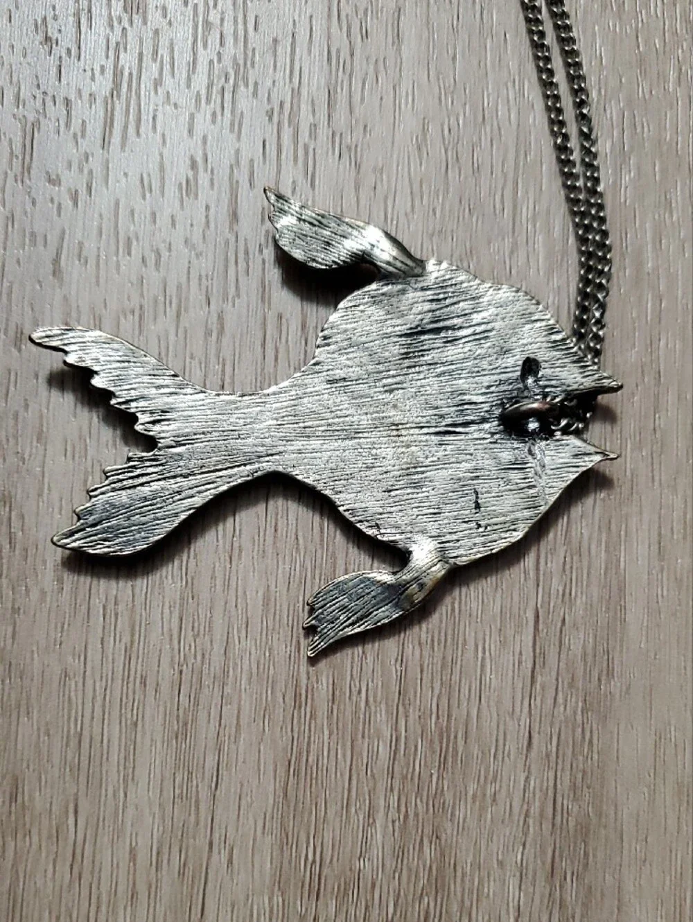 Green Enamel Fish Pendant Necklace - Vintage Style 30